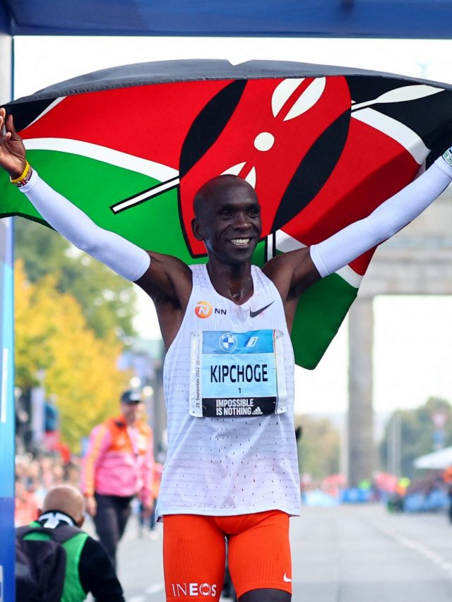 Eliud Kipchoge breaks marathon world record in Berlin